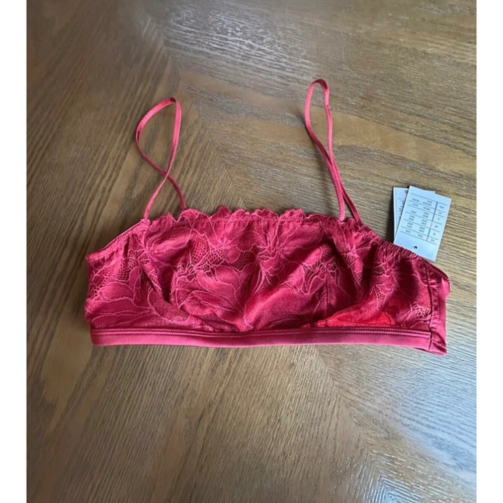 Target Auden Red Lace Unlined Wirefree Bralette Small Adjustable Straps New